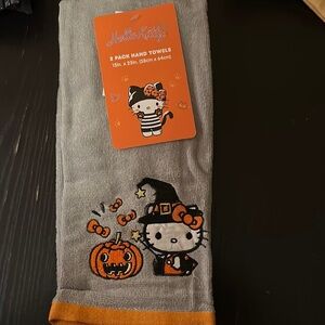 Hello Kitty Witch and Pumpkin Gray Towels